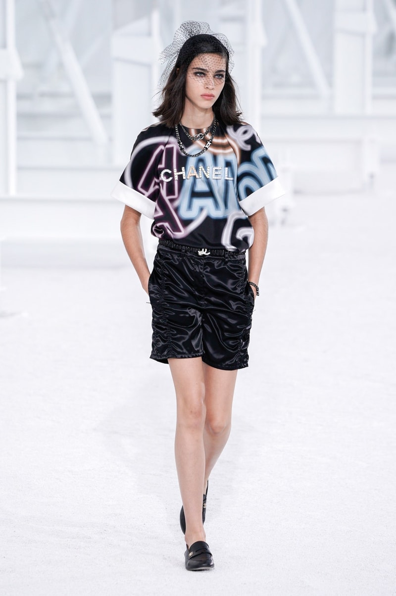 Chanel 2021ss Paris fashion week Virginie Viard