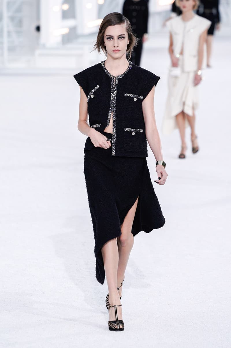 Chanel 2021ss Paris fashion week Virginie Viard
