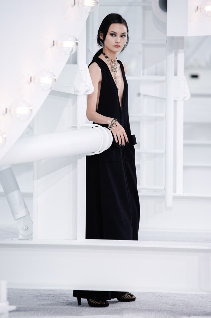 Chanel 2021ss Paris fashion week Virginie Viard