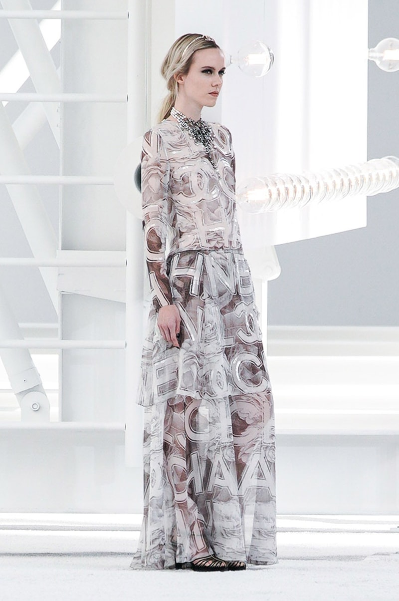 Chanel 2021ss Paris fashion week Virginie Viard