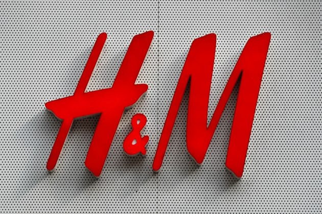 H&M close stores 250 2021 covid-19 reason 