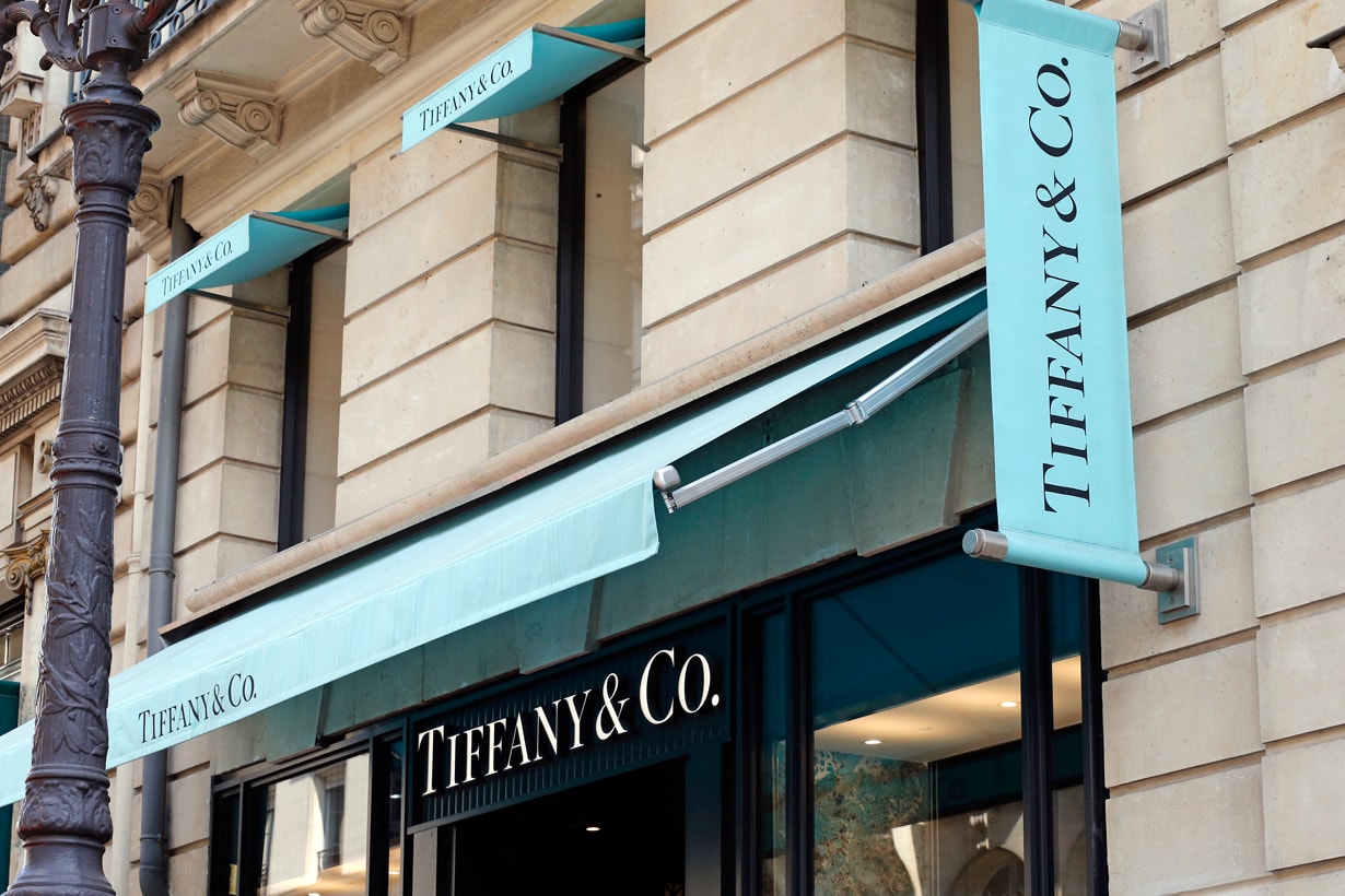 LVMH Tiffany&Co. acquisition price 2021