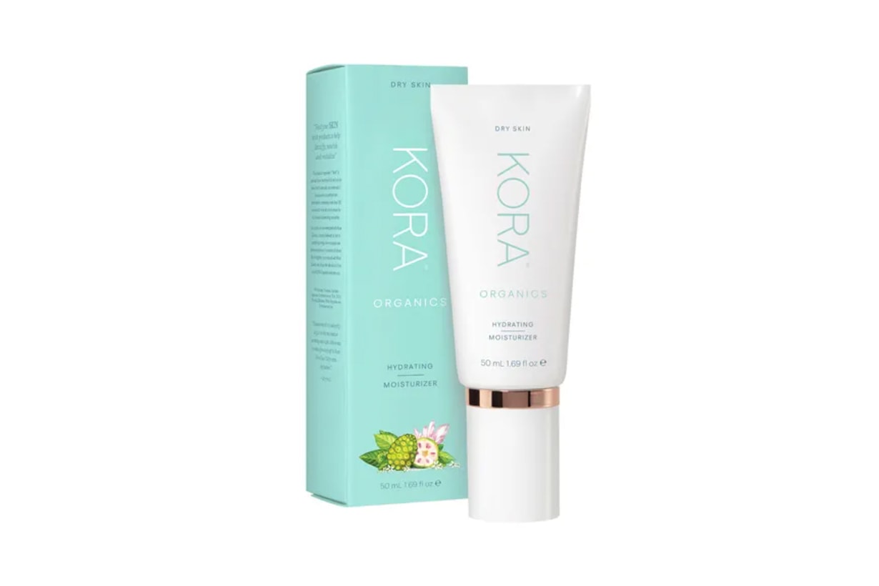 Anti aging skincare tips cleansing face exfoliating sunscreen vitamin c skincare