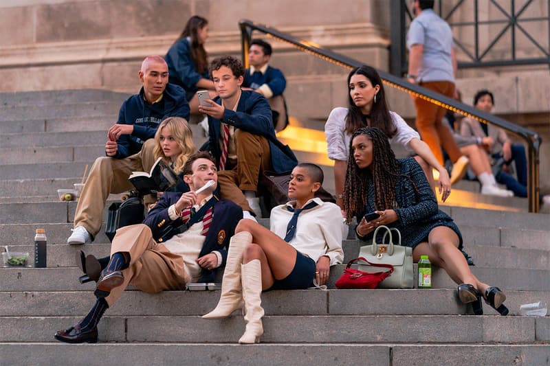gossip girl reboot stills all cast met museum