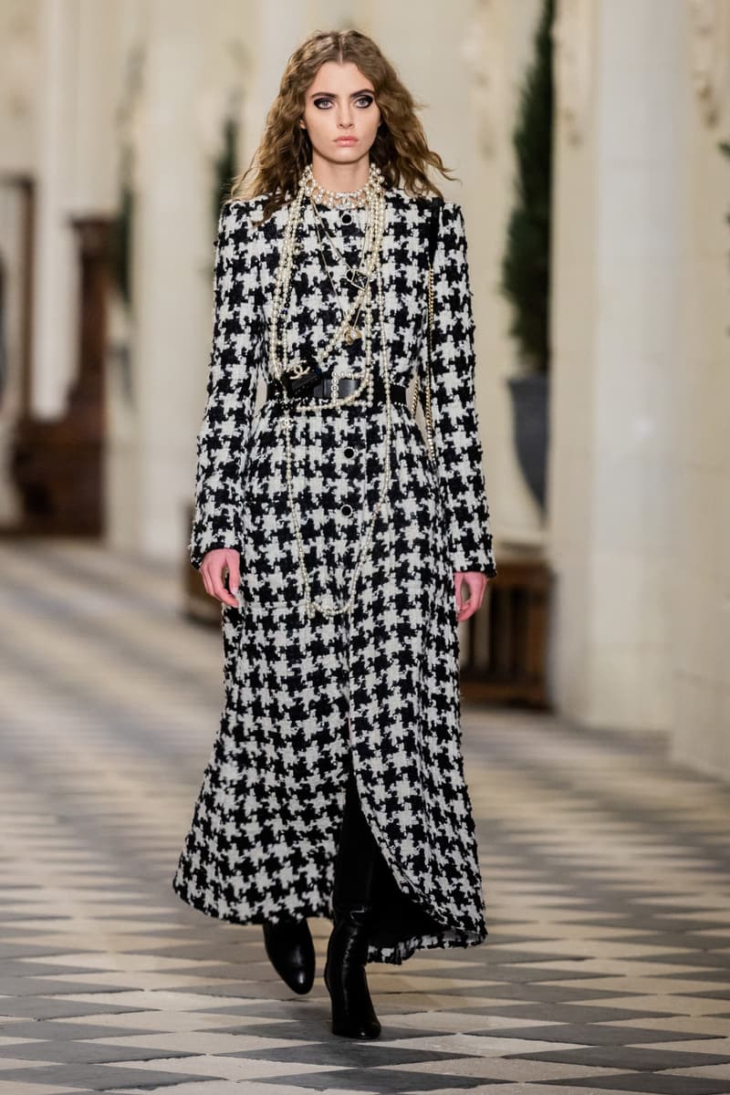 chanel pre fall 2021 Virginie Viard Métiers d’Art Collection Château des Dames