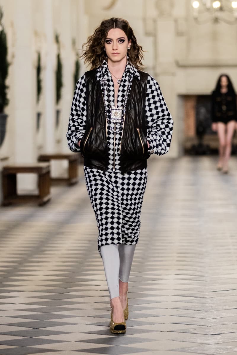 chanel pre fall 2021 Virginie Viard Métiers d’Art Collection Château des Dames