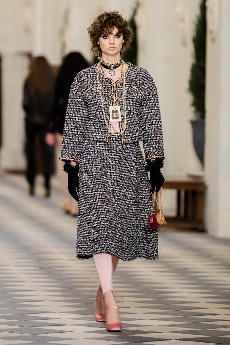 chanel pre fall 2021 Virginie Viard Métiers d’Art Collection Château des Dames