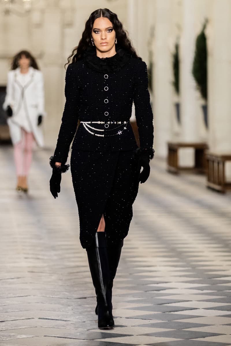 chanel pre fall 2021 Virginie Viard Métiers d’Art Collection Château des Dames