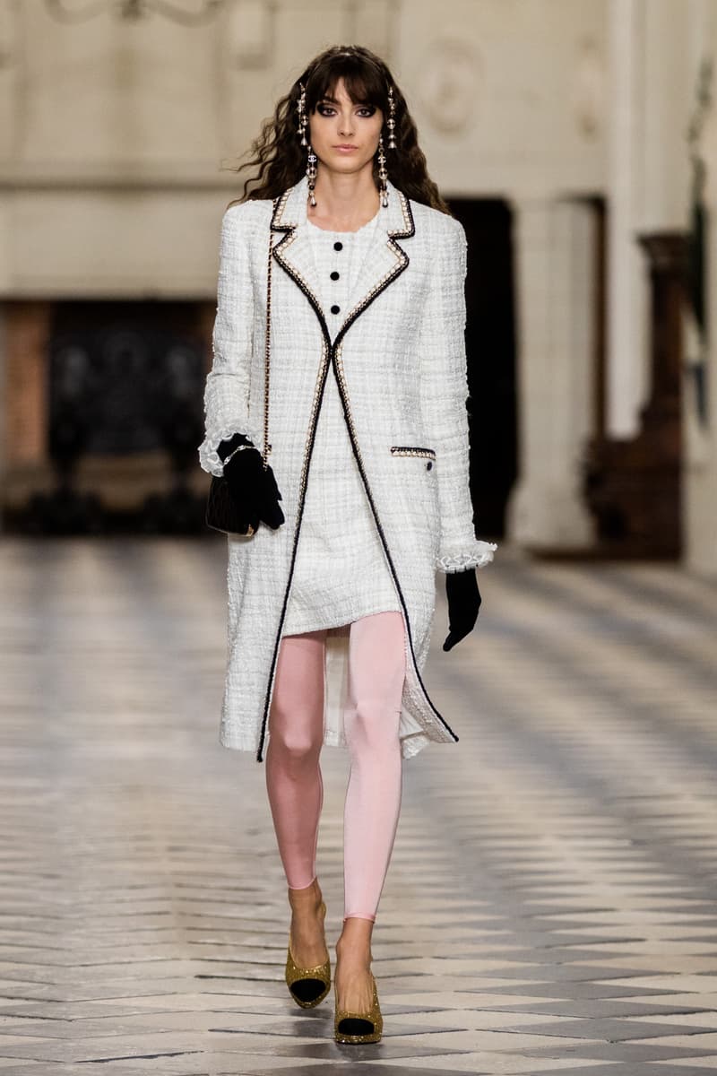 chanel pre fall 2021 Virginie Viard Métiers d’Art Collection Château des Dames