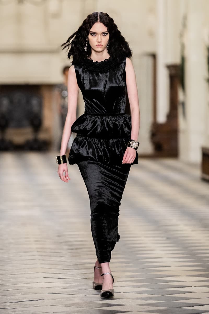 chanel pre fall 2021 Virginie Viard Métiers d’Art Collection Château des Dames