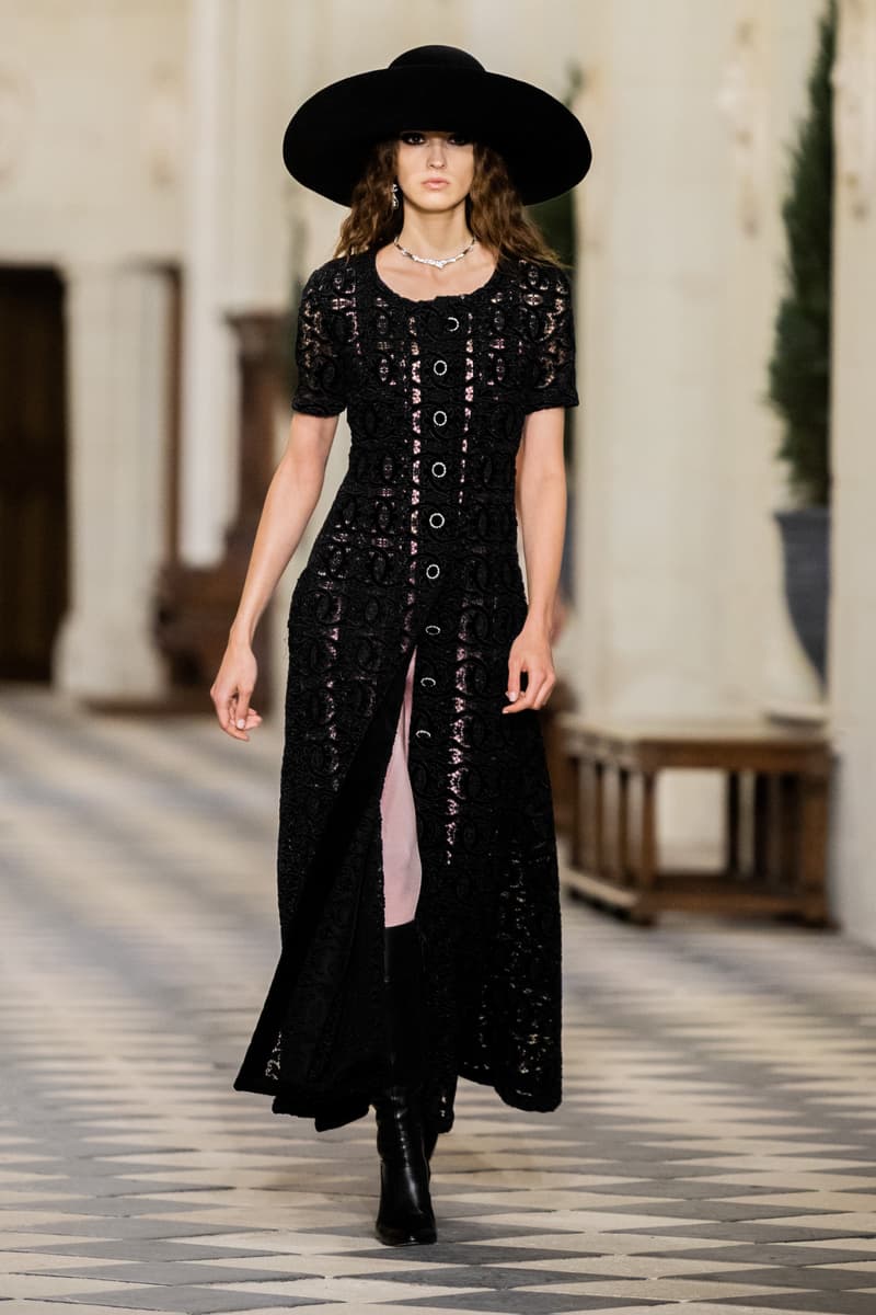 chanel pre fall 2021 Virginie Viard Métiers d’Art Collection Château des Dames