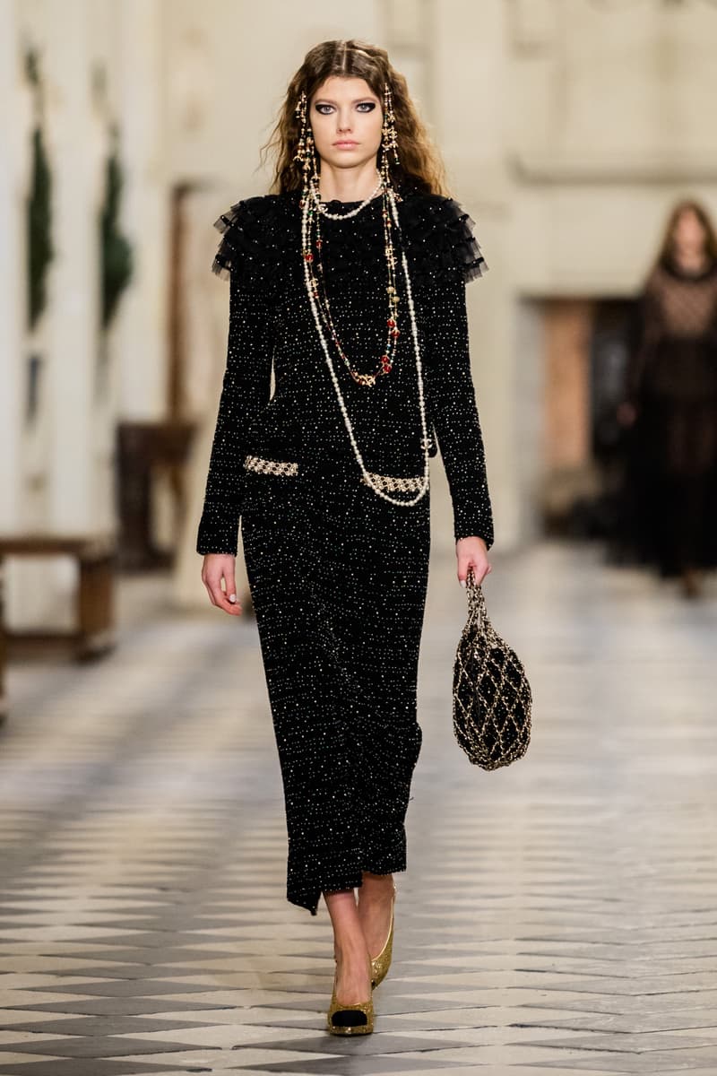 chanel pre fall 2021 Virginie Viard Métiers d’Art Collection Château des Dames