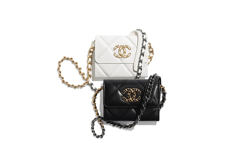 Chanel 19 Flap Coin Purse With Chain Handbags