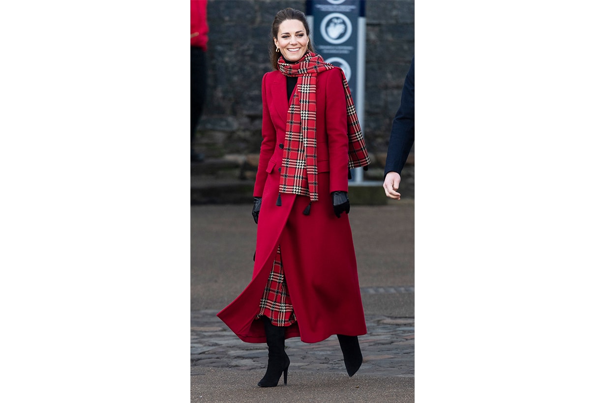 Catherine, Duchess of Cambridge visits Cardiff Castle as part of their working visits across the UK ahead of the Christmas holidays on December 8, 2020 in Cardiff, United Kingdom. During the tour William and Kate will visit communities, outstanding individuals and key workers to thank them for their efforts during the coronavirus pandemic. 