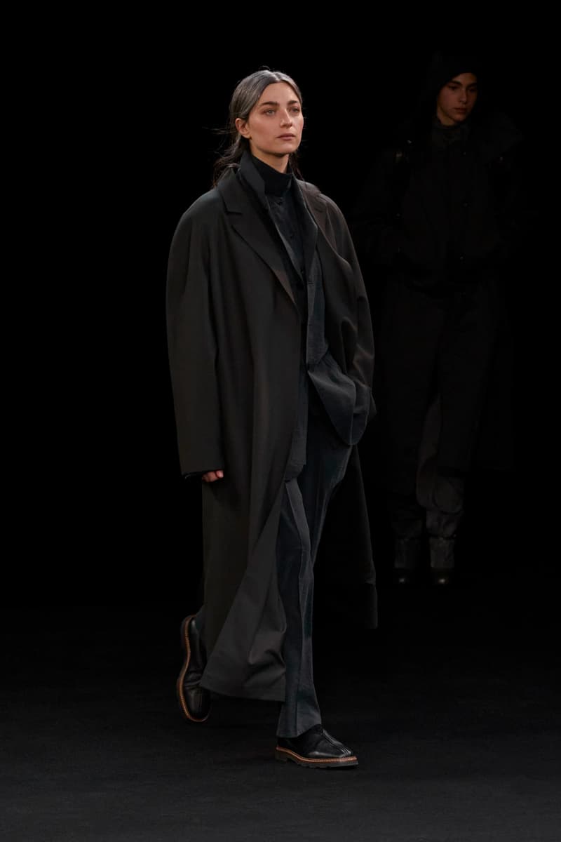 lemaire 2021 fw fashion week layer monotone items