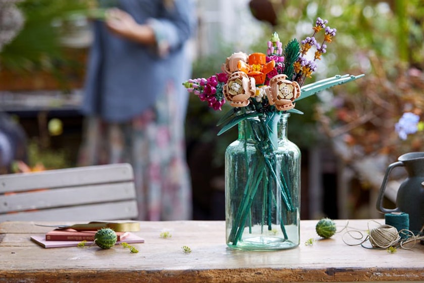 LEGO flower bouquet bonsai tree