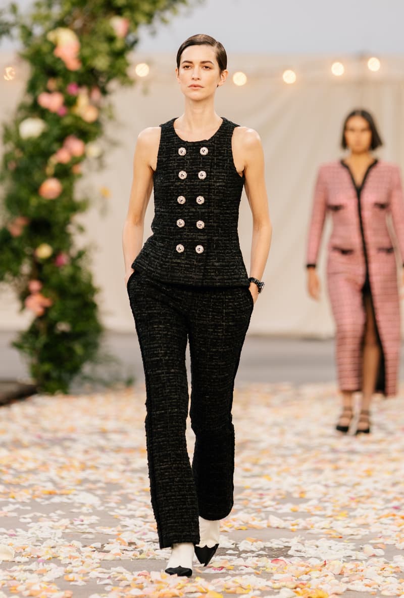 Chanel SS2021 haute couture collection Virginie Viard