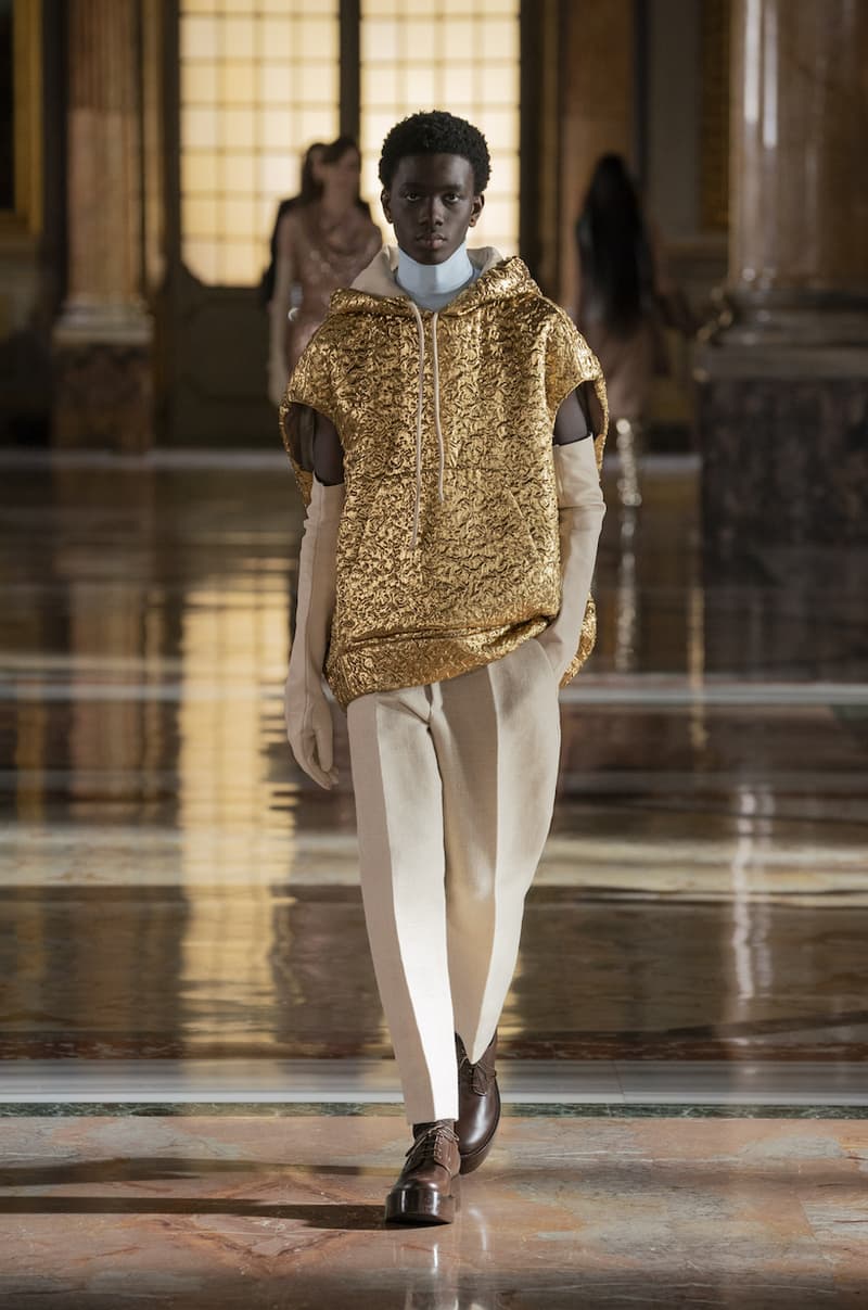 valentino haute couture 2021 SS paris looks Pierpaolo Piccioli