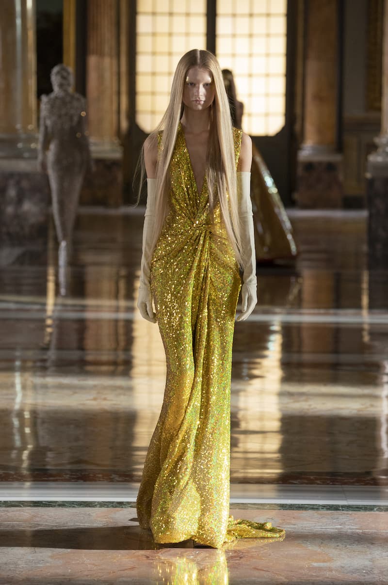 valentino haute couture 2021 SS paris looks Pierpaolo Piccioli