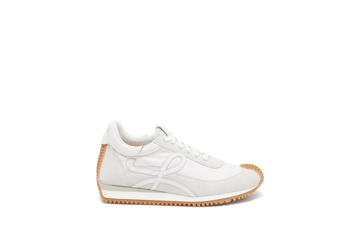 White Sneakers White Shoes ISABEL MARANT PRADA PRIMURY ALEXANDER MCQUEEN A.P.C. VEJA CHRISTIAN LOUBOUTIN DOLCE & GABBANA ACNE STUDIOS LOEWE