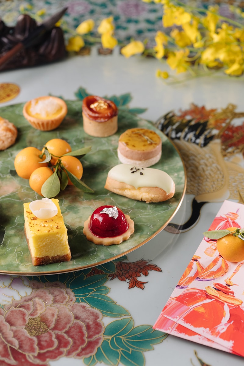 conrad-hotel-new-year-afternoon-tea-set