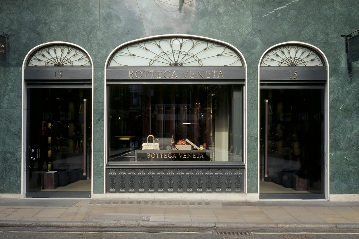 bottega veneta deletes social media instagram facebook twitter