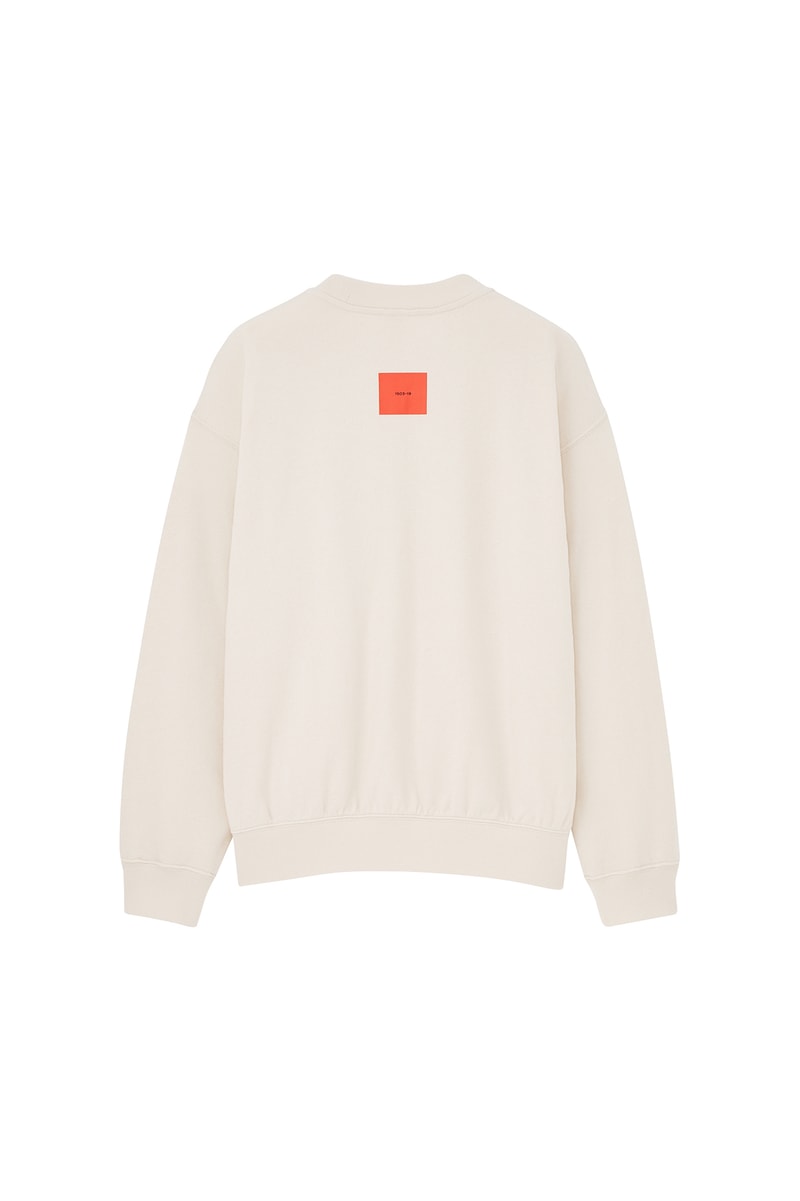UNIQLO Louvre Paris French collabration 2021