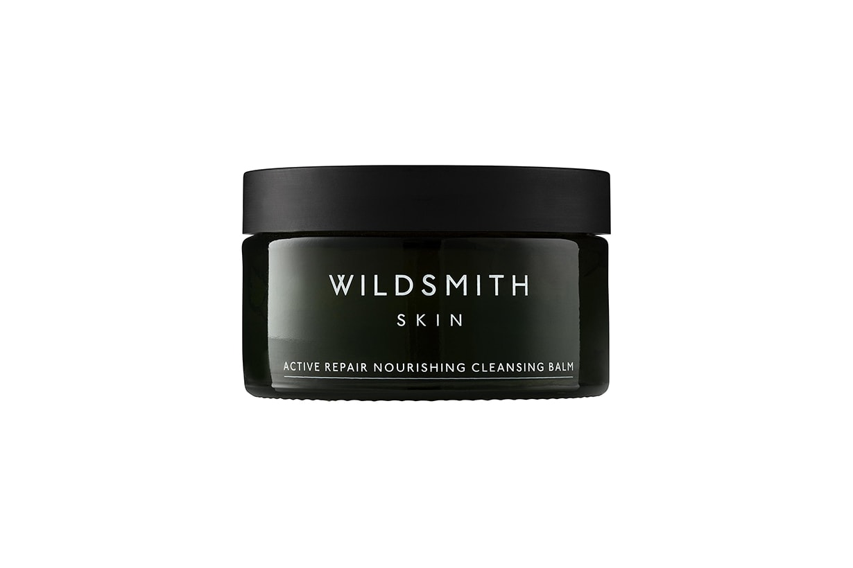Removing Makeup Tips Skincare Tips Makeup removal Cleansing oil cleansing wipe cleansing foam