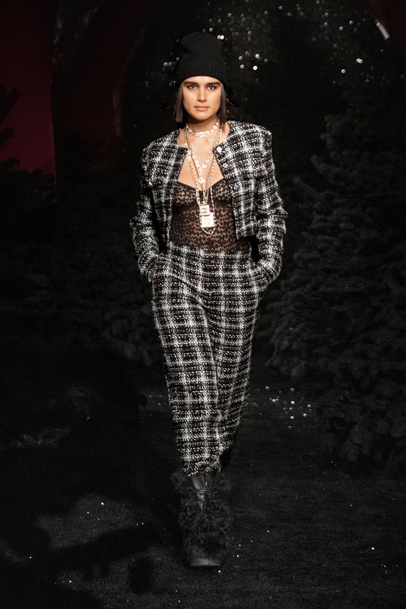 chanel fall 2021 ready to wear