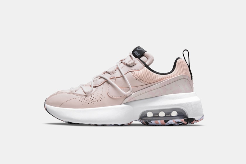 Nike Air Max Day Pink Sneakers