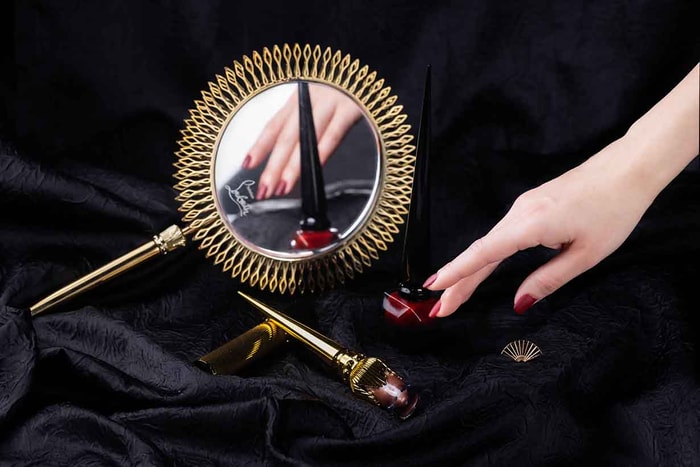 Christian Louboutin Beauty x 香港文華酒店推出奢華的美甲服務,快快預約!