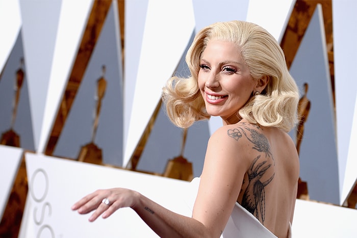 造型照終於釋出！Lady Gaga 於《House of Gucci》中的造型絕對是貴婦無誤！