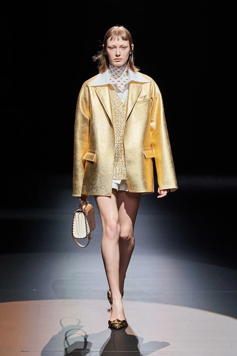 valentino 2021 FW Pierpaolo Piccioli runway show ready to wear