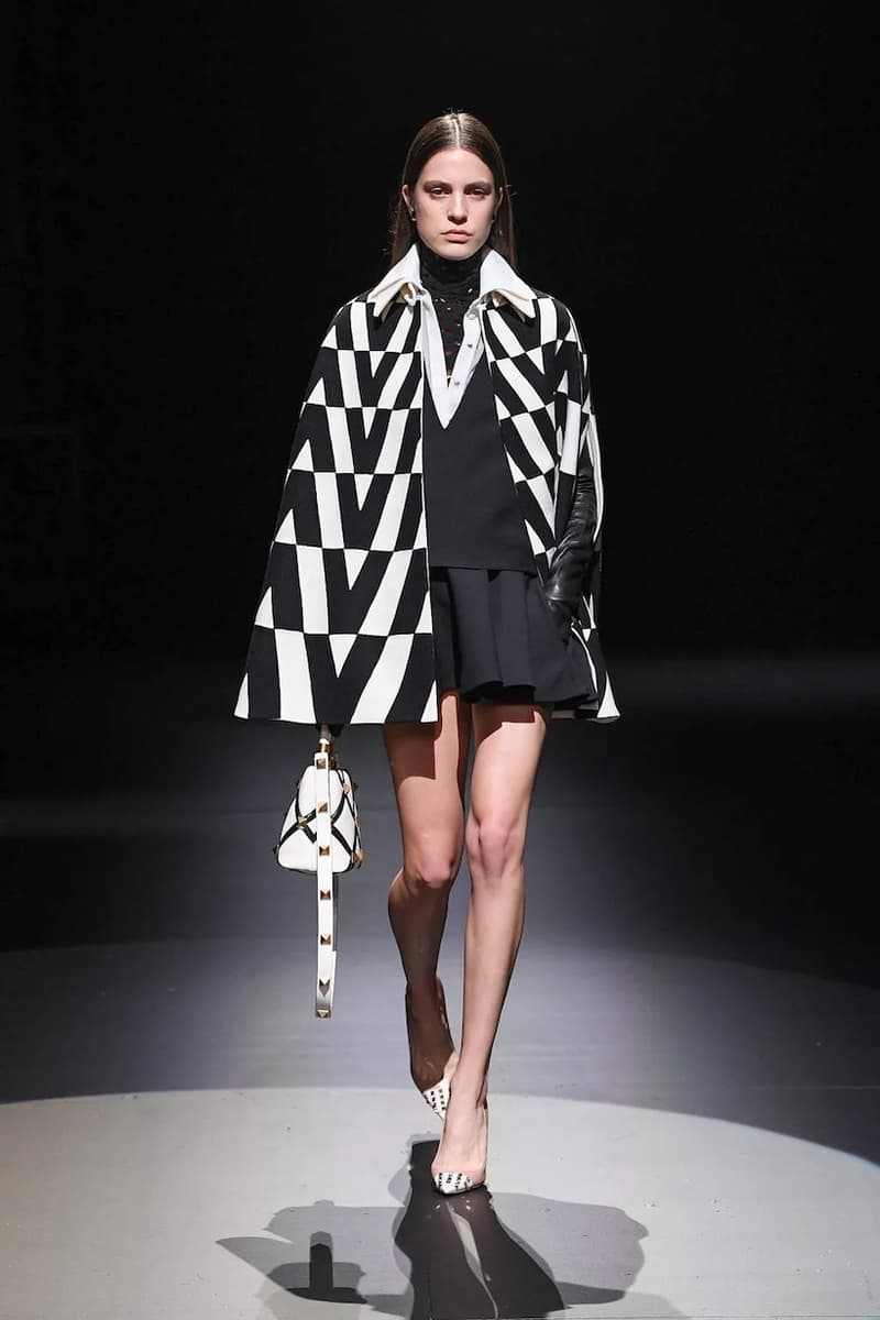 valentino 2021 FW Pierpaolo Piccioli runway show ready to wear