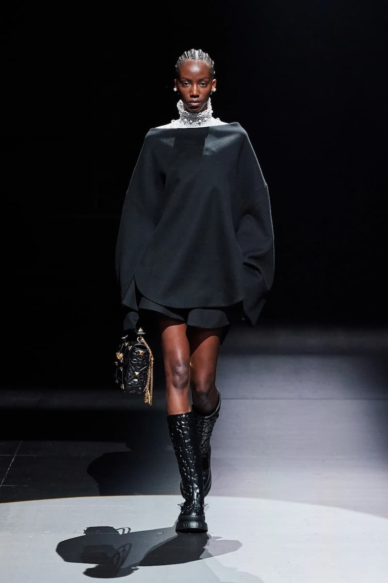 valentino 2021 FW Pierpaolo Piccioli runway show ready to wear