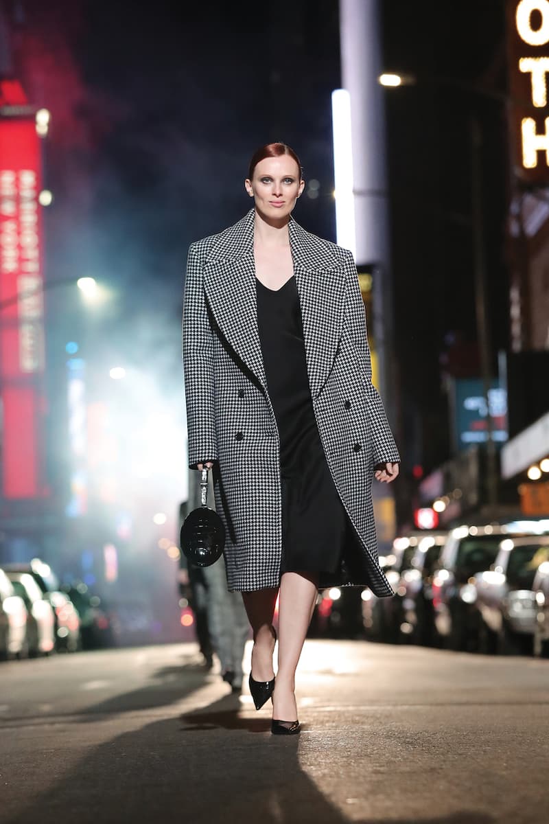 Michael Kors 2021 FW New york broadway runway