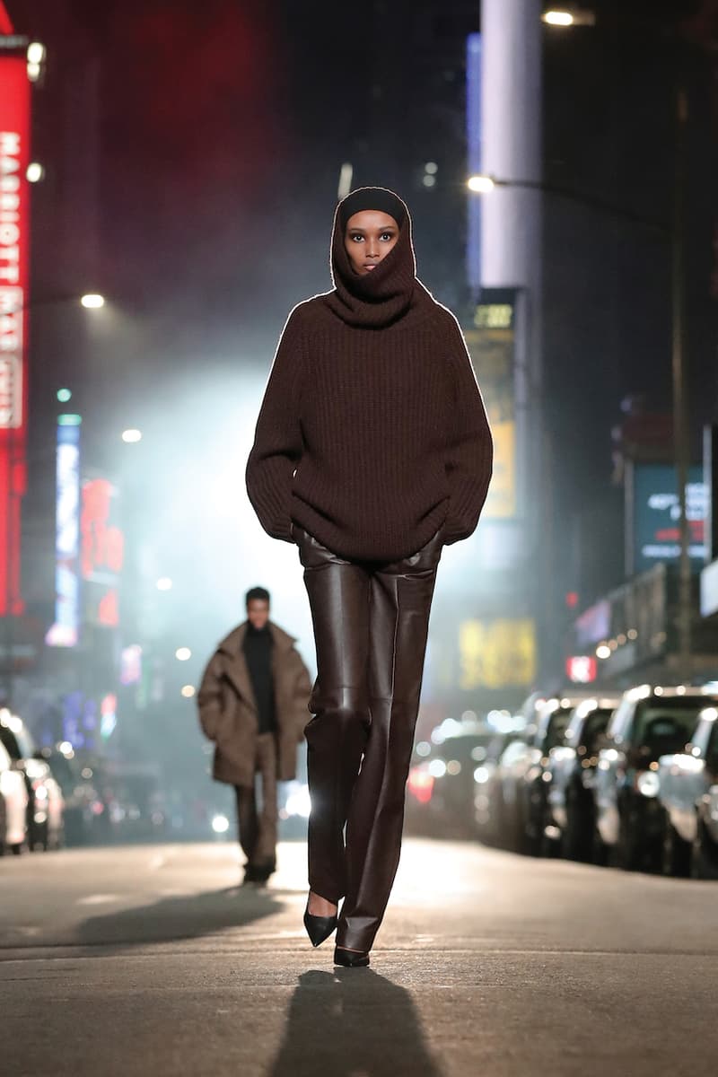 Michael Kors 2021 FW New york broadway runway