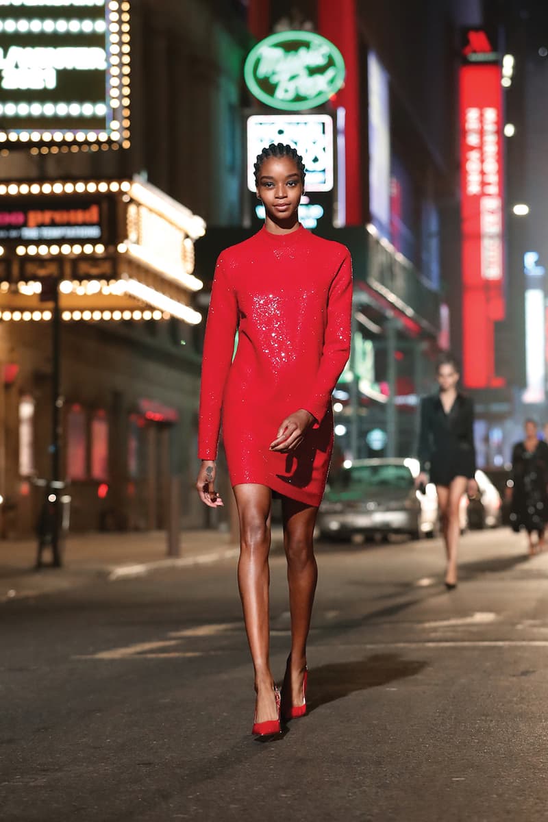 Michael Kors 2021 FW New york broadway runway