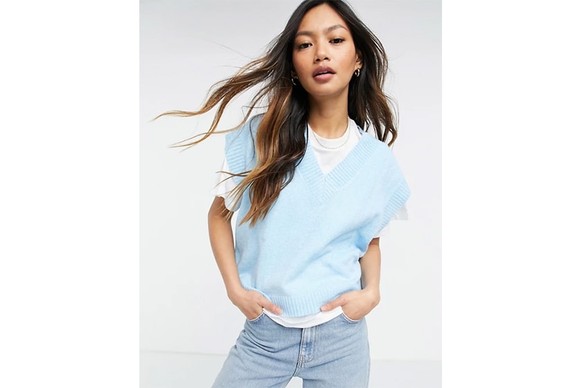 Y.A.S. v-neck knitted vest in TBC