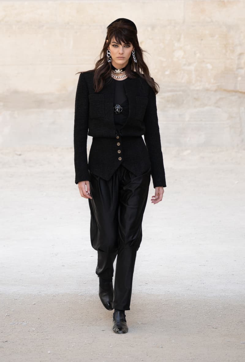 chanel 2021/22 Cruise runway fashion show Virginie Viard