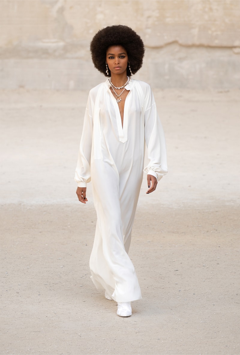 chanel 2021/22 Cruise runway fashion show Virginie Viard 