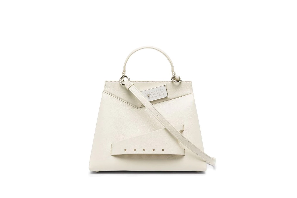 White Handbags 2021 spring summer fashion trends handbags trends fashion items