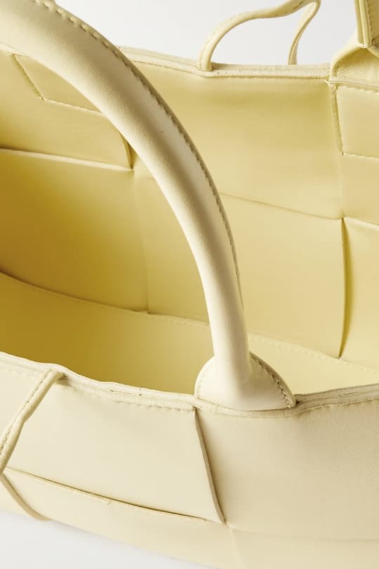 bottega-veneta-arco-small-intrecciato-leather-tote