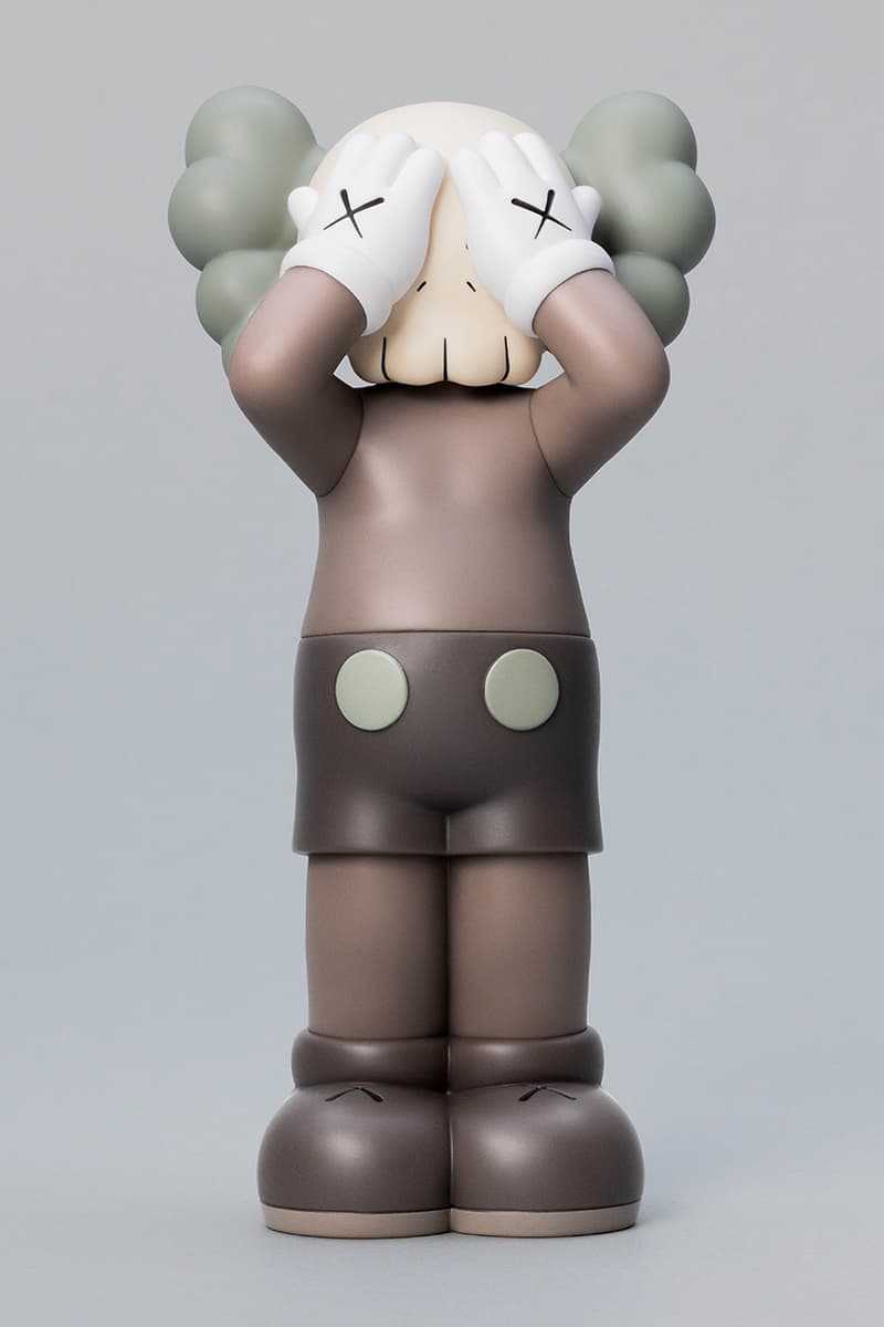 KAWS:HOLIDAY COMPANION