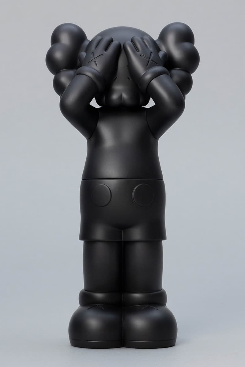 KAWS:HOLIDAY COMPANION