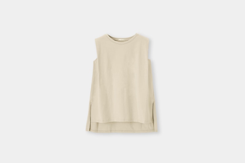 GU Shoulder tuck Top 2021ss