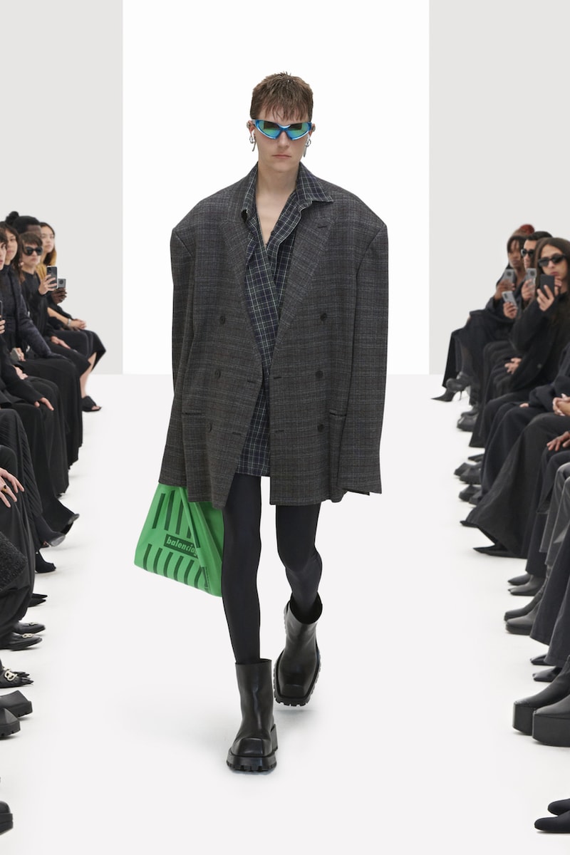 balenciaga clones 2022 ss demna gvasalia runway show