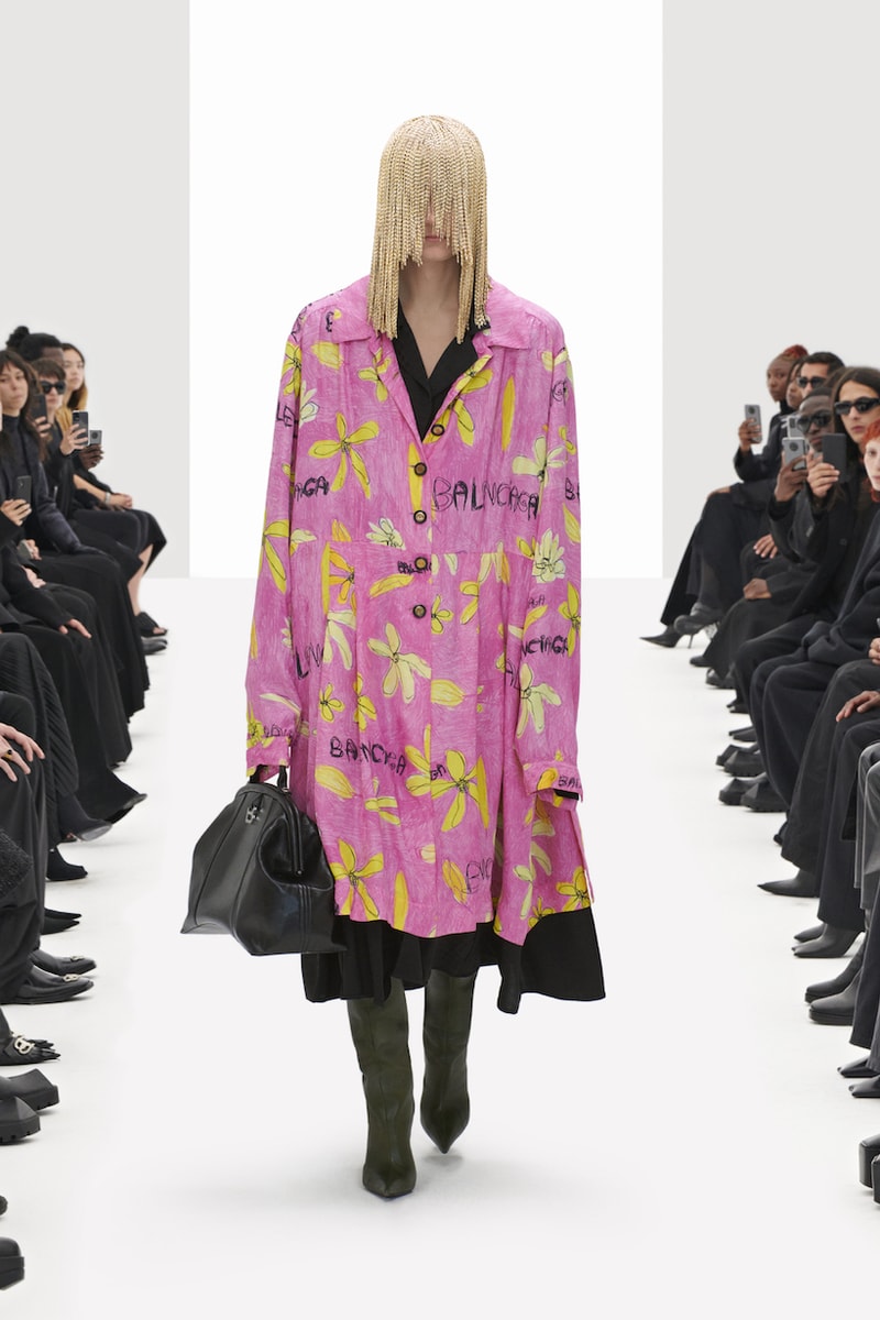 balenciaga clones 2022 ss demna gvasalia runway show