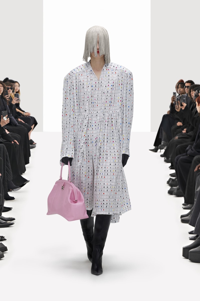 balenciaga clones 2022 ss demna gvasalia runway show
