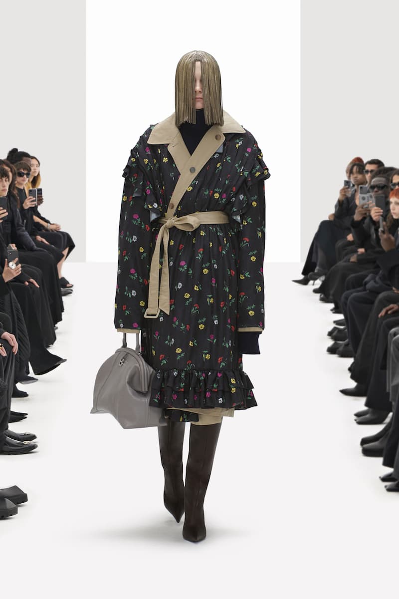 balenciaga clones 2022 ss demna gvasalia runway show
